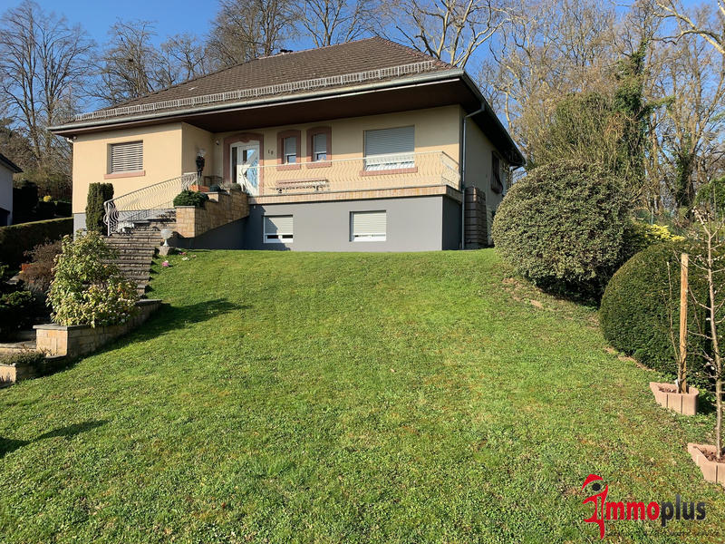 Maison - 165 m² - 7 pièces