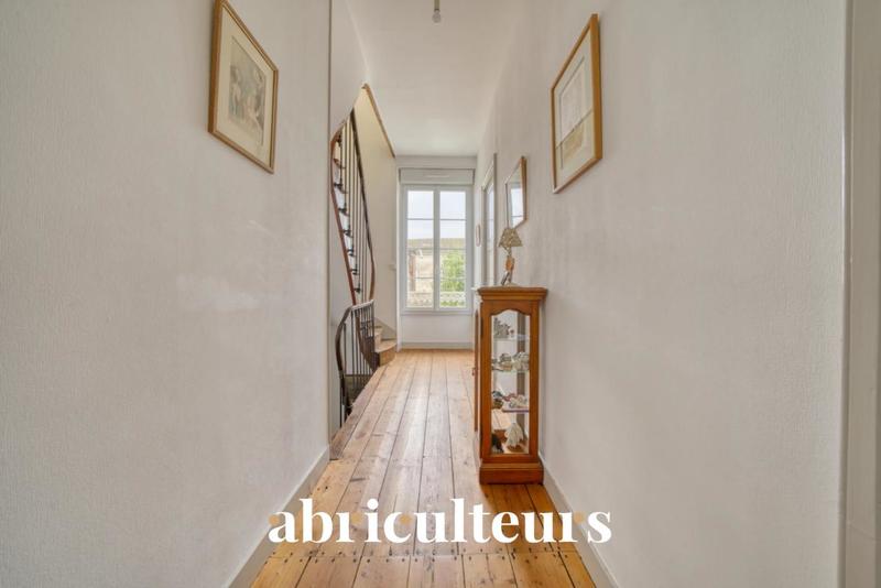 Maison ancienne - 190 m² - 6 pièces