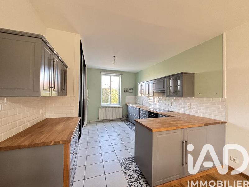 Maison - 451 m² - 12 pièces