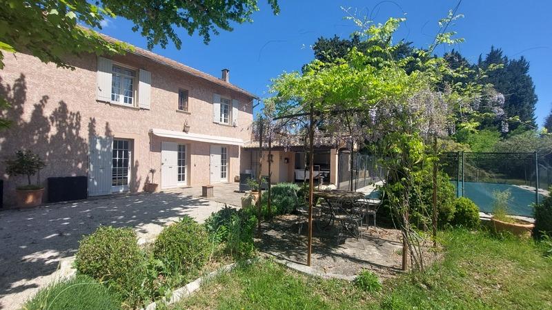 Maison - 150 m² - 7 pièces