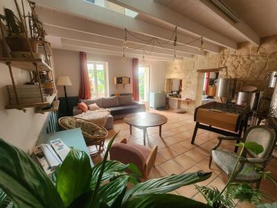 Maison - 140 m² - 4 pièces