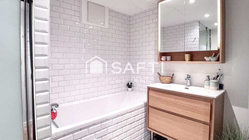 Maison - 115 m² - 6 pièces