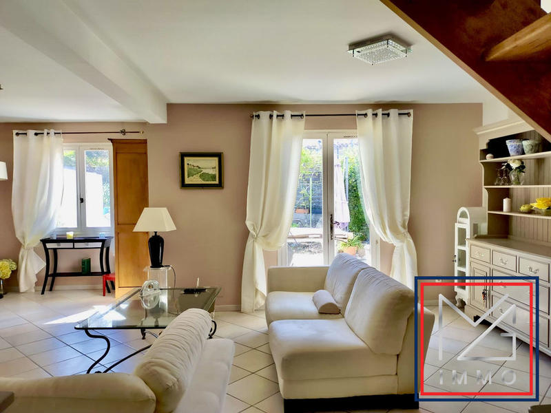 Maison - 110 m² - 4 pièces