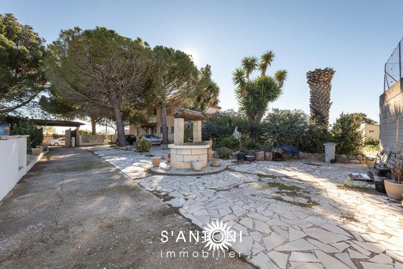 Villa - 215 m² - 4 pièces