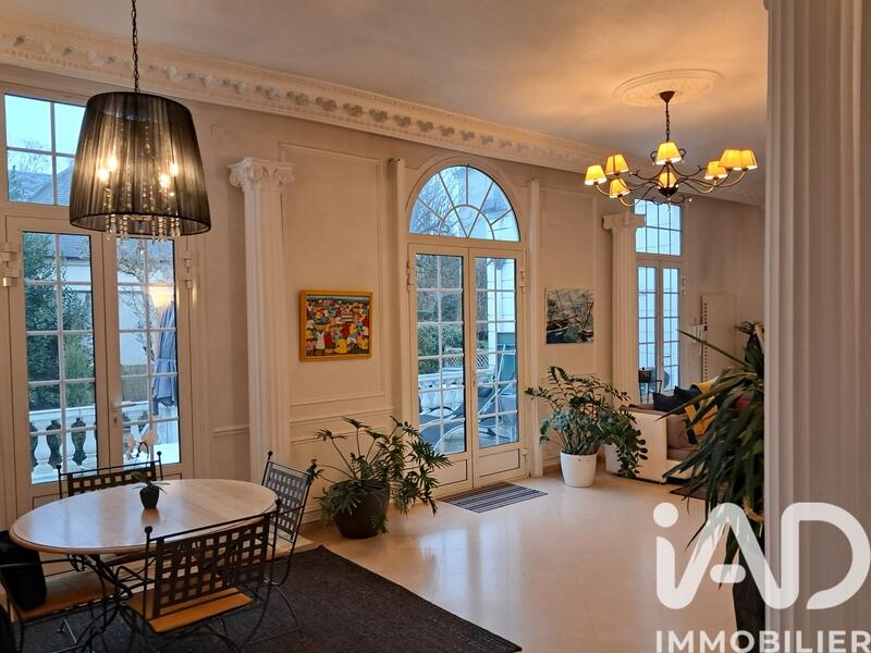 Maison - 137 m² - 5 pièces