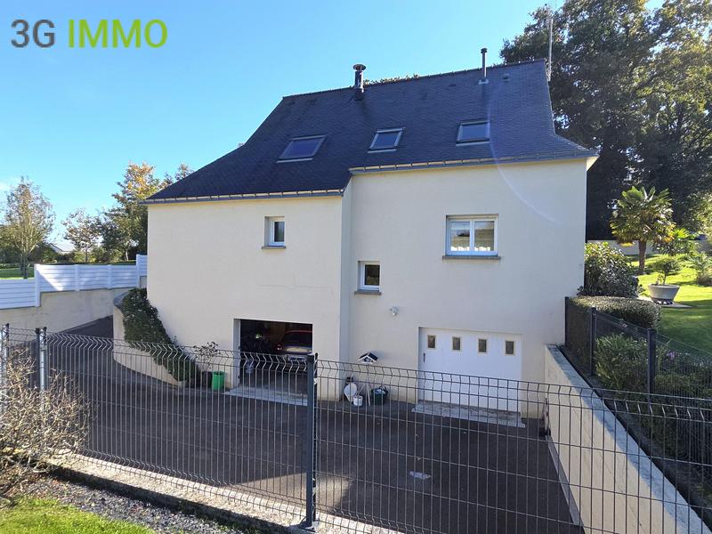 Maison - 105 m² - 5 pièces