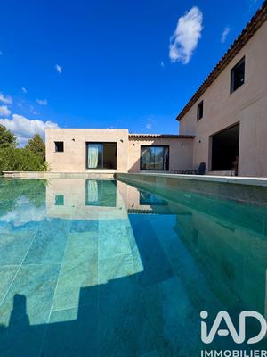 Maison - 155 m² - 5 pièces