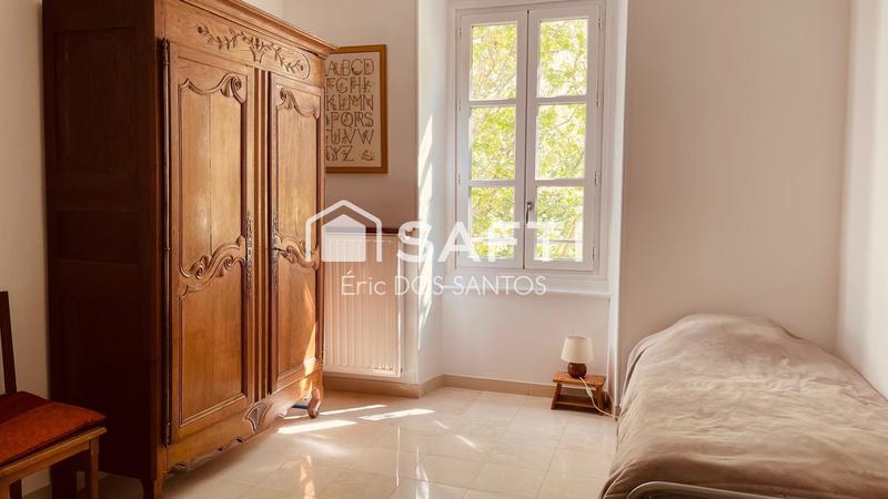 Appartement - 110 m² - 5 pièces