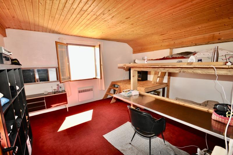 Maison - 180 m² - 6 pièces