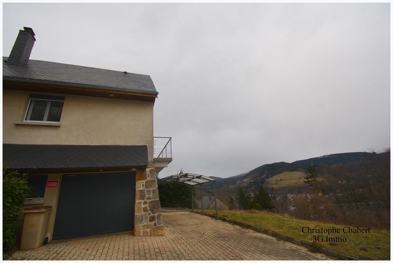 Maison - 120 m² - 7 pièces