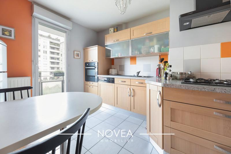 Appartement - 87 m² - 3 pièces