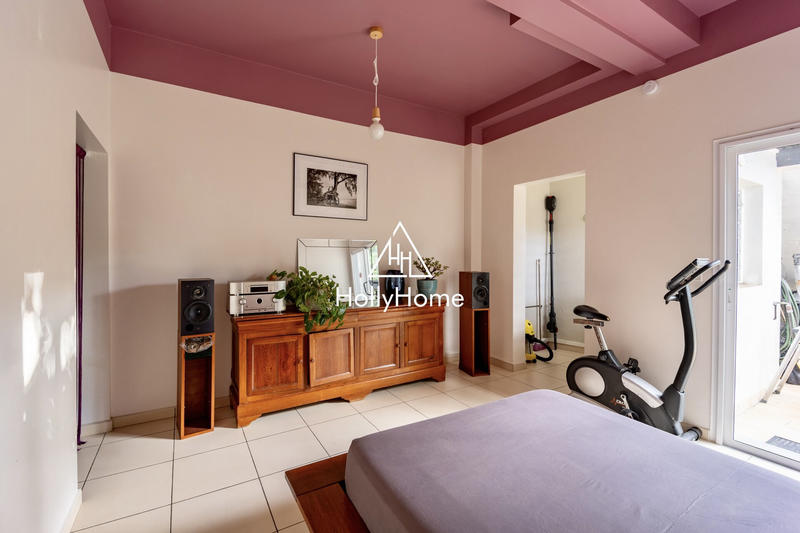 Maison - 175 m² - 6 pièces