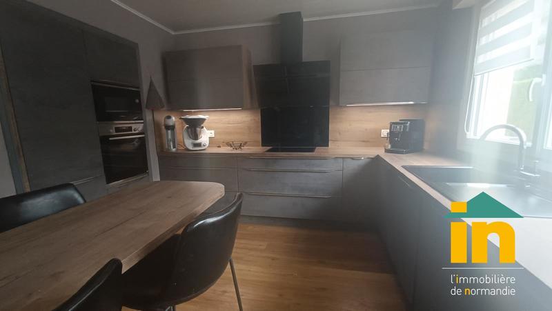 Maison de ville - 190 m² - 9 pièces