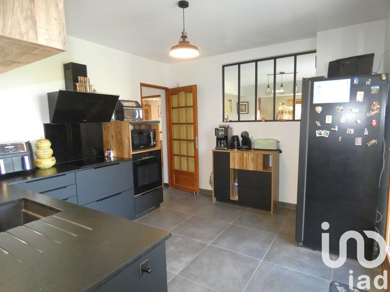 Maison - 180 m² - 7 pièces