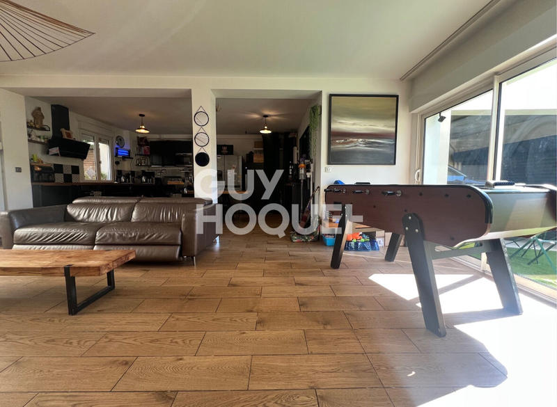 Maison - 198 m² - 6 pièces