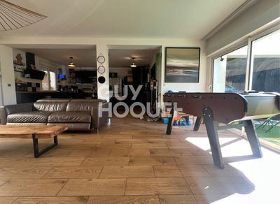 Maison - 198 m² - 6 pièces