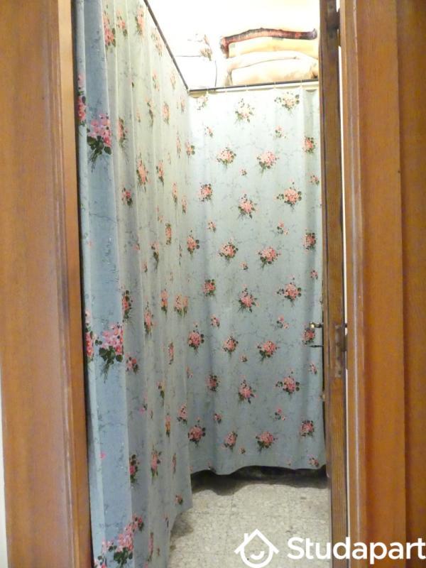 Chambre - 14 m² - 1 pièce