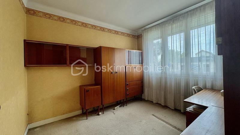 Maison traditionnelle - 93 m² - 5 pièces