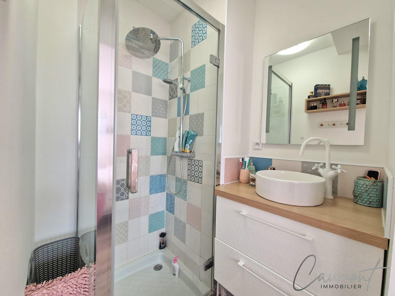 Maison - 177 m² - 7 pièces