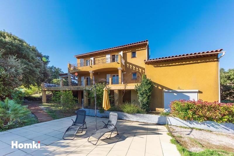 Villa - 185 m² - 5 pièces