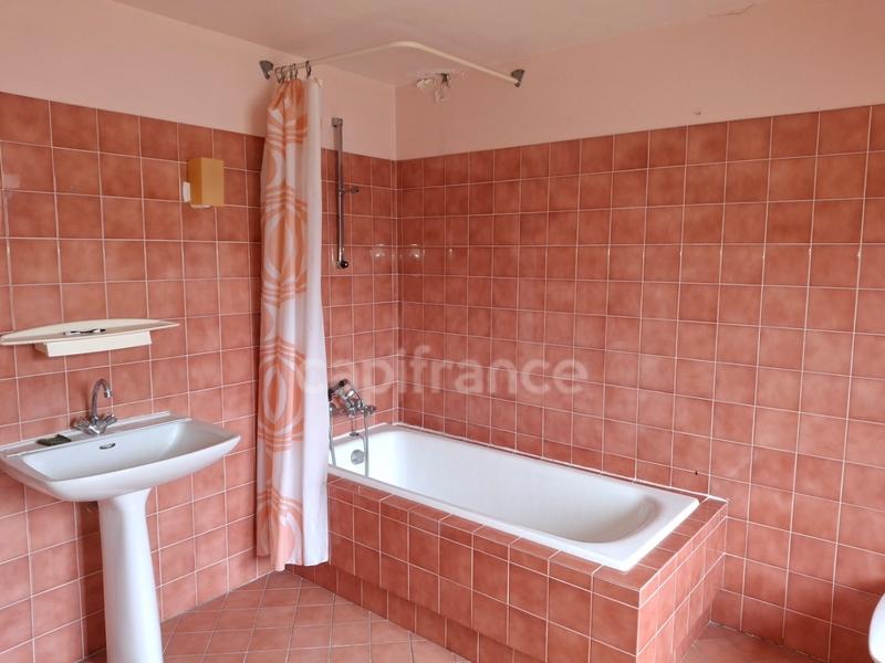 Maison en pierre - 86 m² - 5 pièces