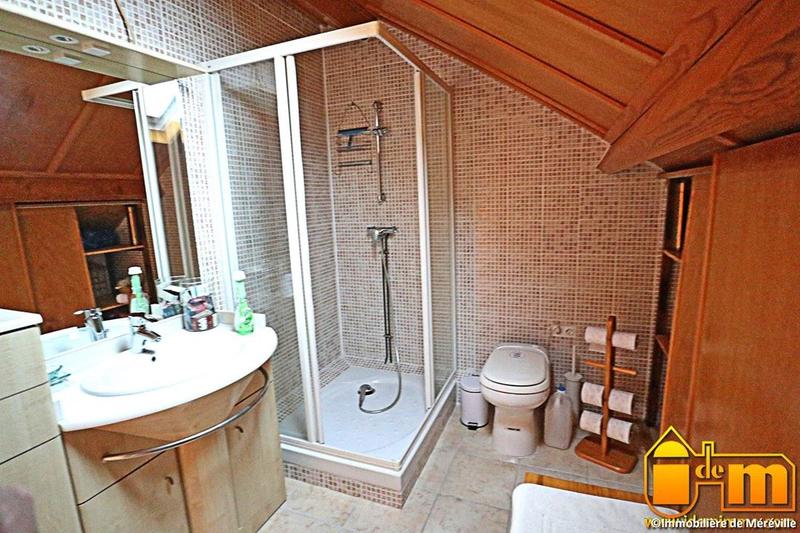 Maison traditionnelle - 127 m² - 5 pièces