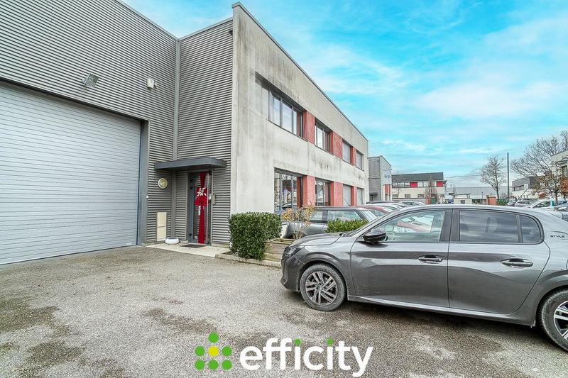 Local d'activité / Entrepôt - 534 m²