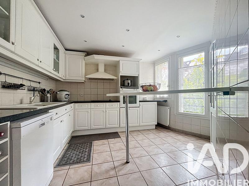 Appartement - 84 m² - 4 pièces