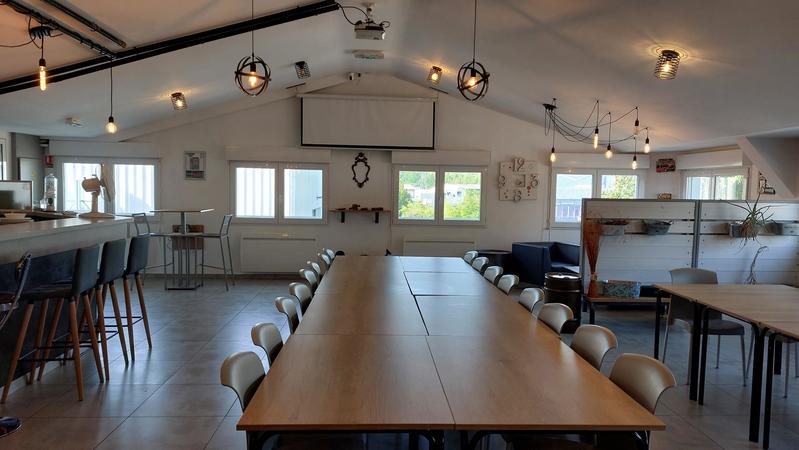 Local commercial - 149 m² - 5 pièces