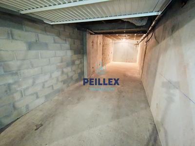 Parking / Garage - 40 m²