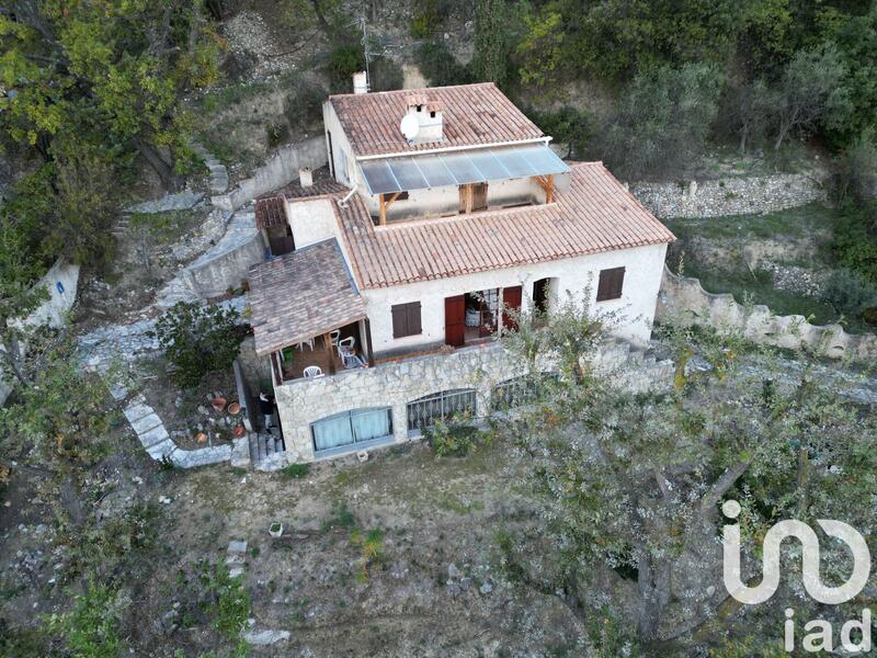 Maison - 190 m² - 6 pièces