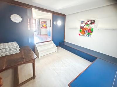 Maison de village - 220 m² - 6 pièces