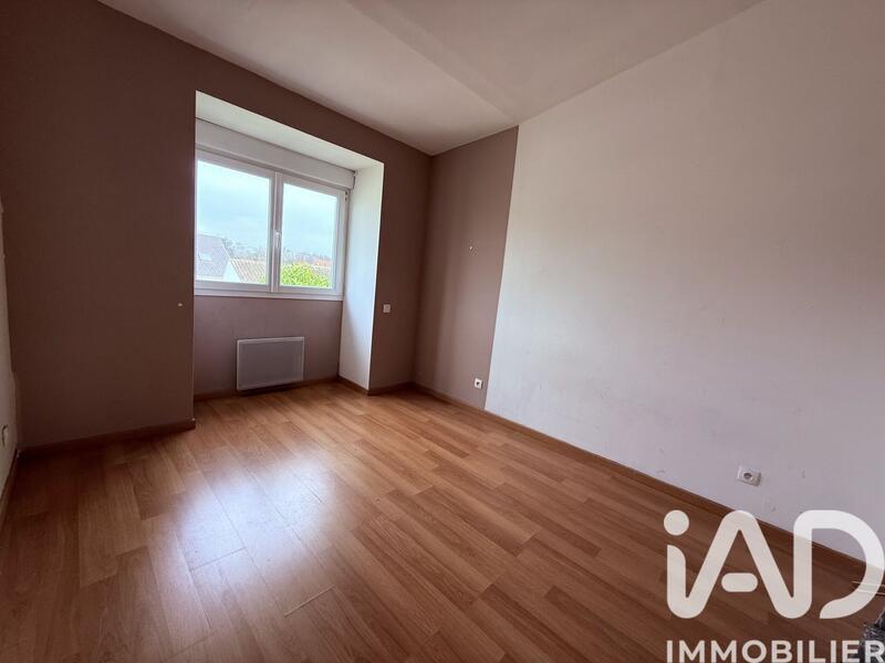 Maison - 143 m² - 7 pièces