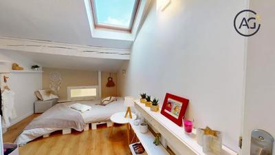 Appartement - 137 m² - 5 pièces