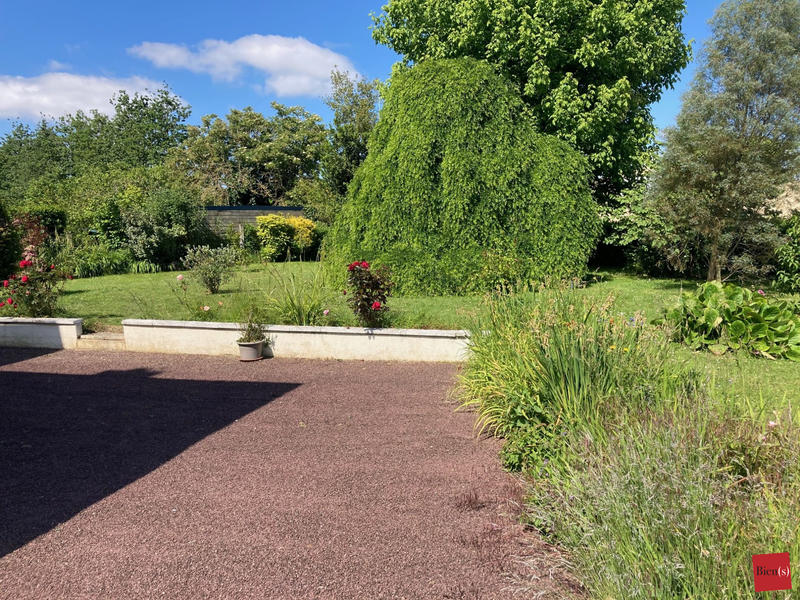 Maison - 102 m² - 7 pièces