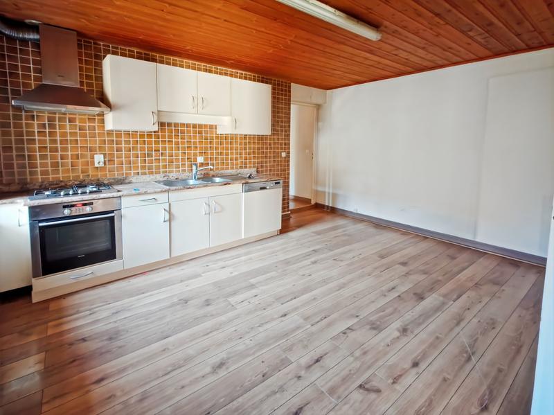 Maison - 186 m² - 7 pièces