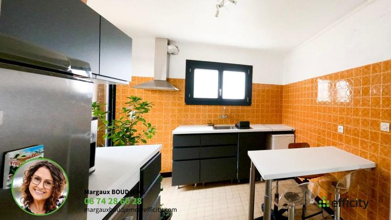 Maison - 93 m² - 5 pièces