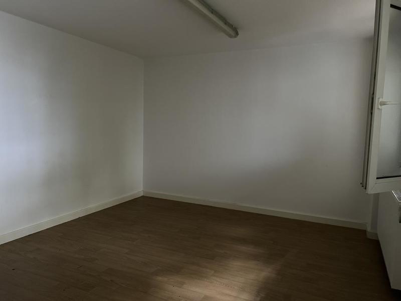 Bureau - 102 m² - 3 pièces