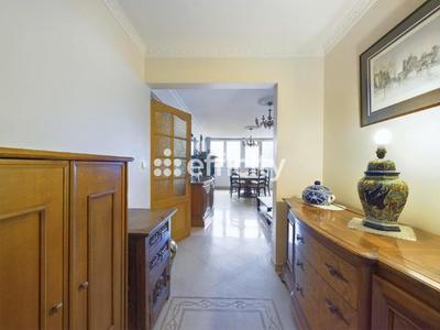 Appartement - 96 m² - 5 pièces