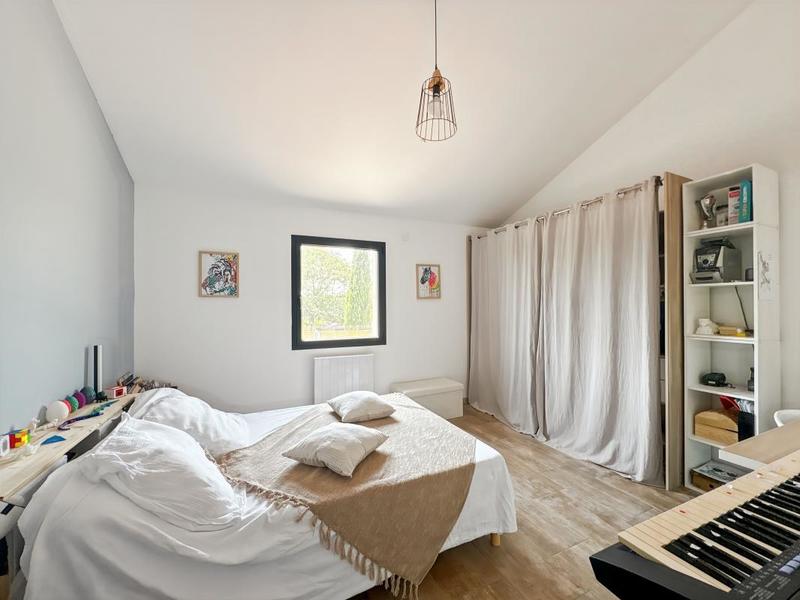 Maison - 185 m² - 4 pièces