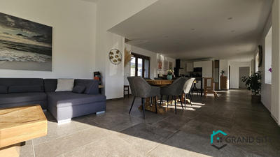 Maison - 157 m² - 5 pièces