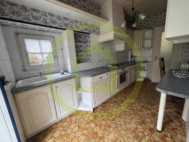 Maison - 310 m² - 17 pièces