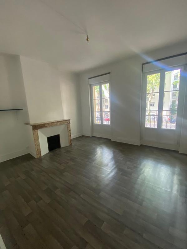 Appartement - 86 m² - 4 pièces