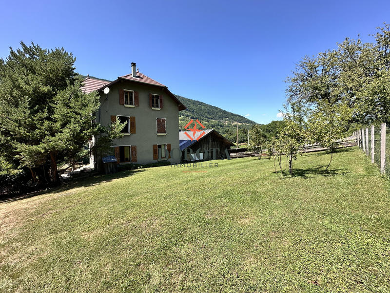 Maison ancienne - 141 m² - 6 pièces