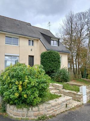 Maison - 134 m² - 7 pièces