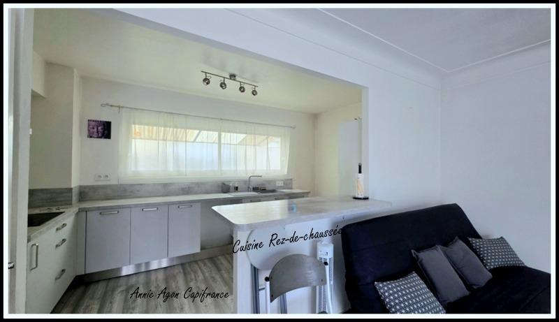 Maison - 15 m² - 8 pièces