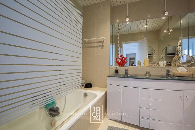 Appartement - 94 m² - 3 pièces