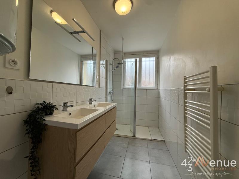 Appartement - 80 m² - 4 pièces