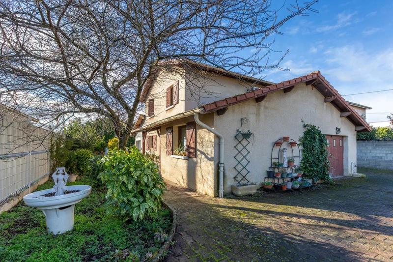 Maison - 104 m² - 5 pièces