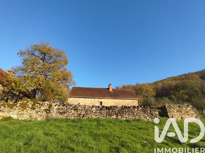 Maison - 170 m² - 2 pièces